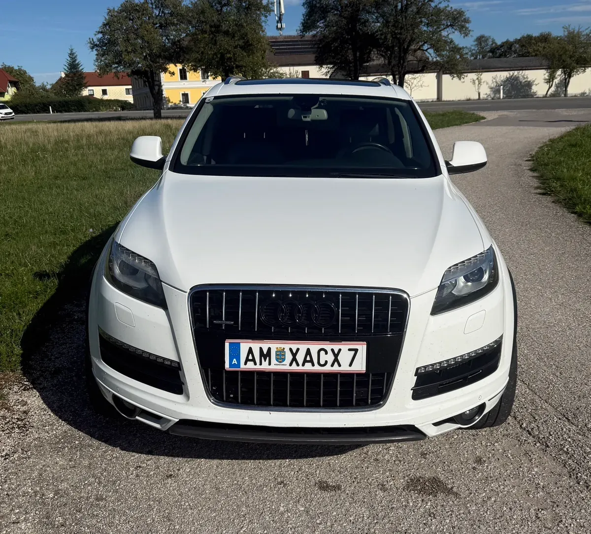 Audi Q7 2009 photo 2