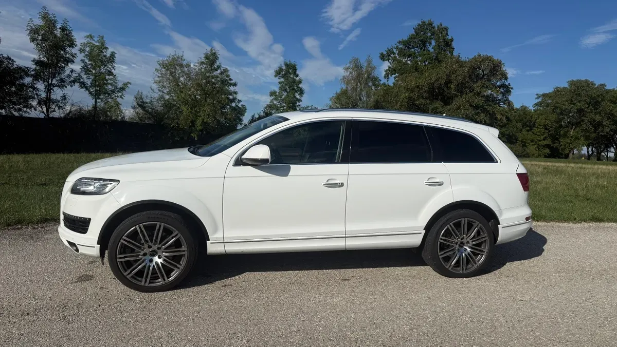 Audi Q7 2009 photo 3