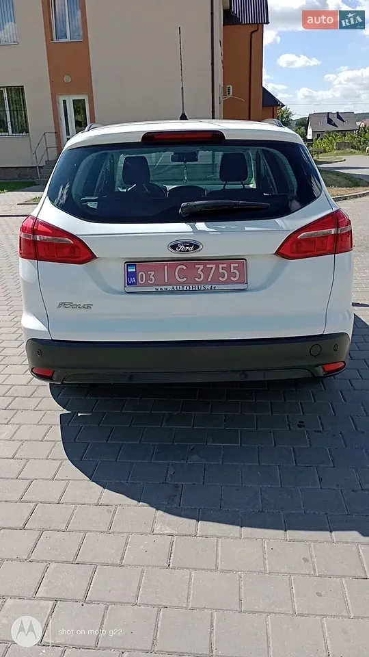 Ford Focus 2015 photo 3