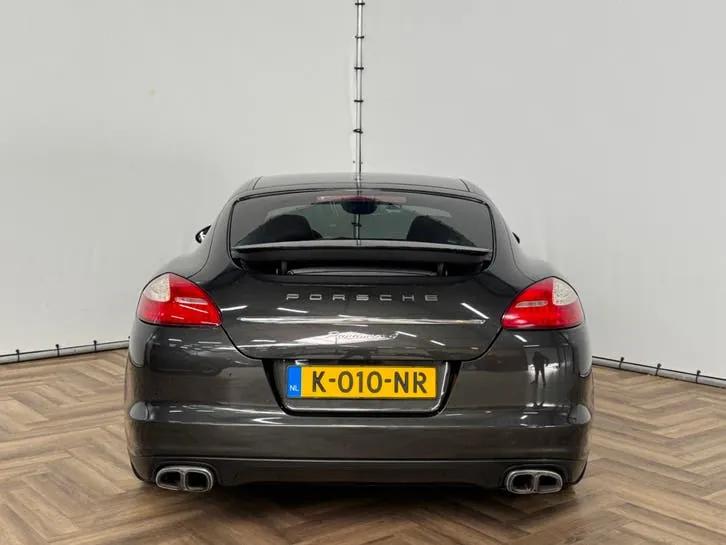 Porsche Panamera 2011 photo 3