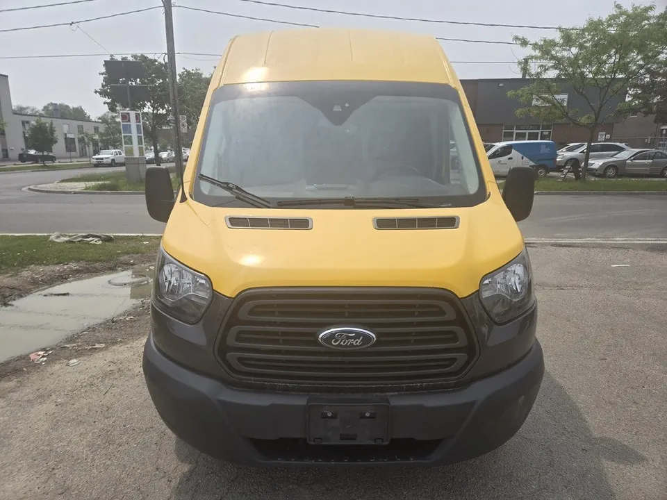 Ford Transit 2018 photo 2