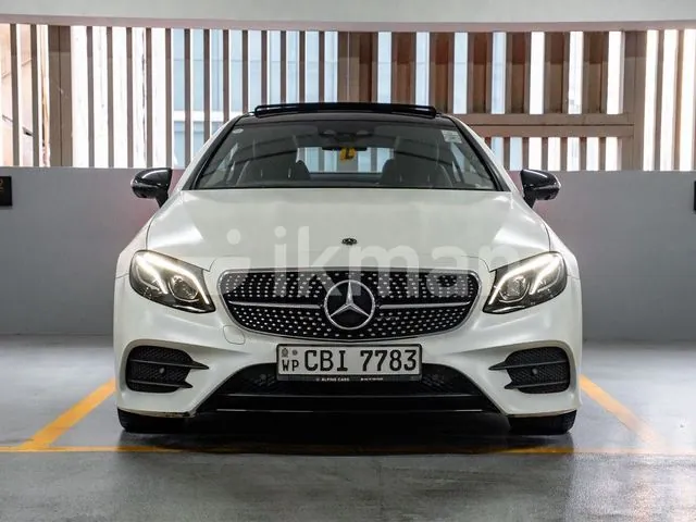 Mercedes-Benz E300