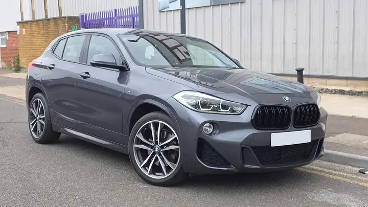 BMW X2