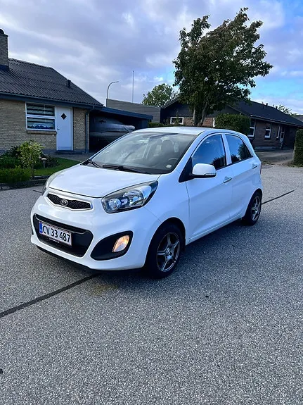 Kia Picanto 2012 photo 3