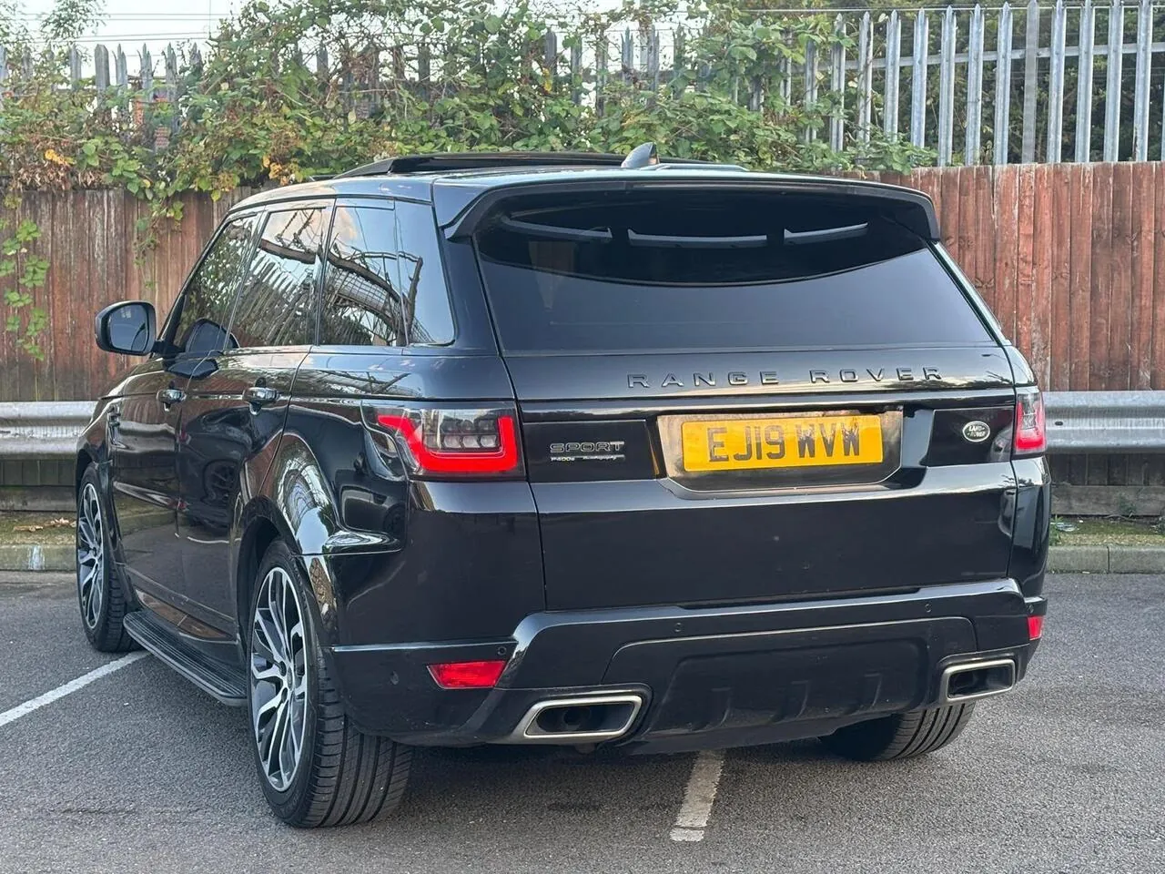 Land Rover Range Rover Sport 2019 photo 5