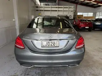 Mercedes-Benz C200 2018 photo 5