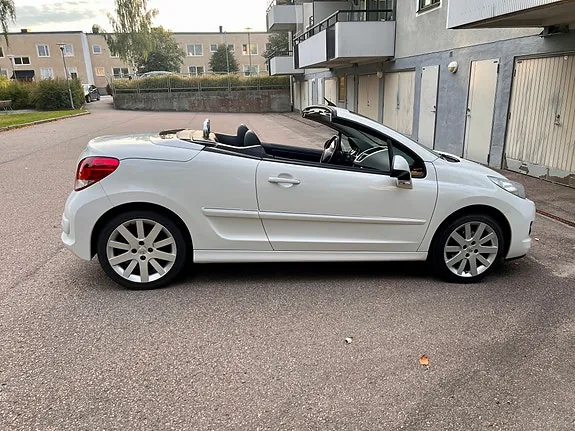 Peugeot 207 Cc 2011 photo 5