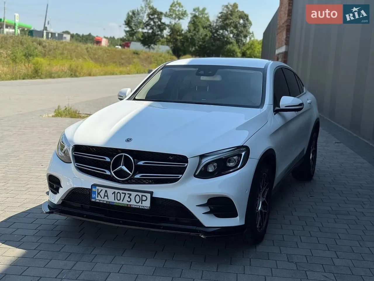 Mercedes-Benz Glc-Class 2018 photo 2