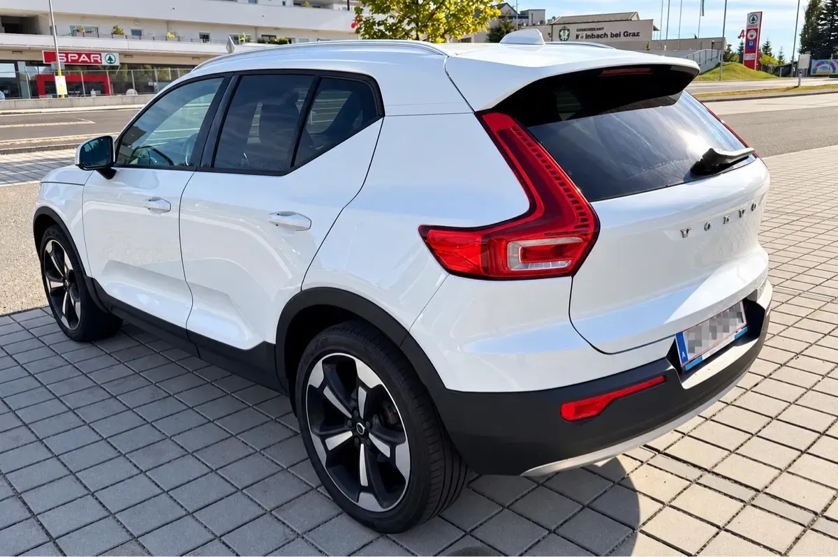 Volvo Xc40 2020 photo 2