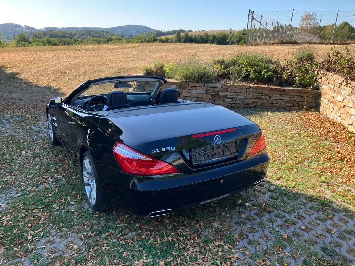Mercedes-Benz Sl-Class 2012 photo 2