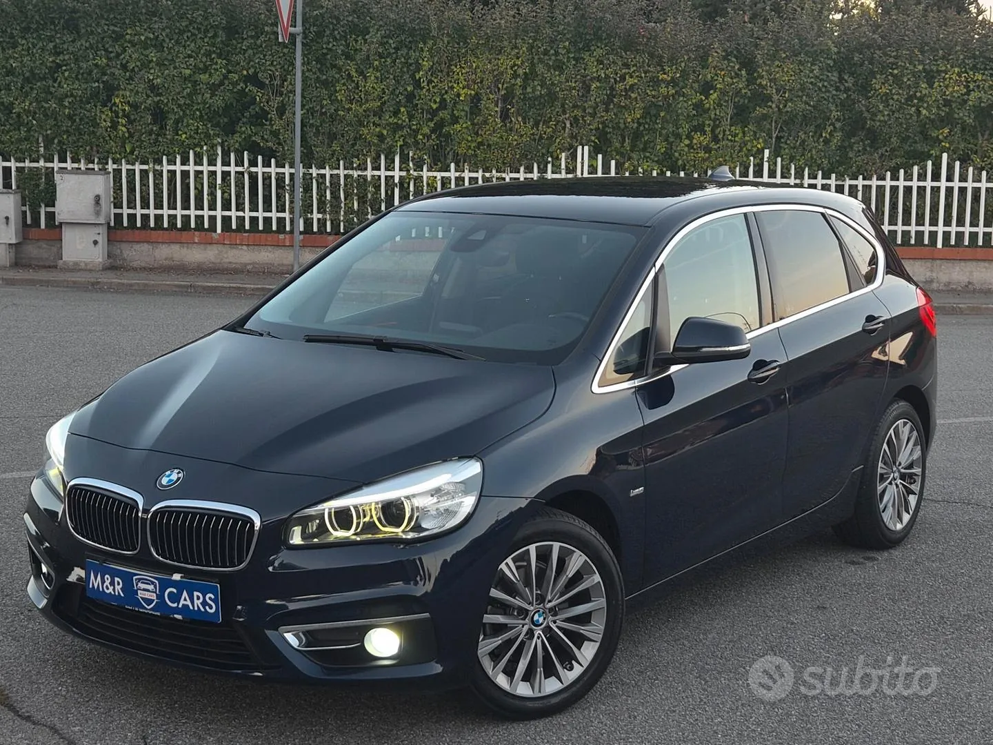 BMW 216D Active Tourer 2016 photo 3