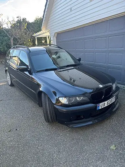 BMW 320D 2003 photo 2