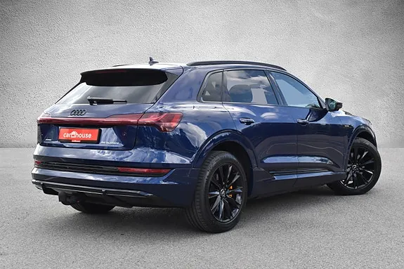 Audi E-Tron 2021 photo 4