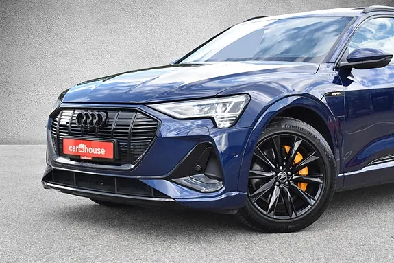 Audi E-Tron 2021 photo 2