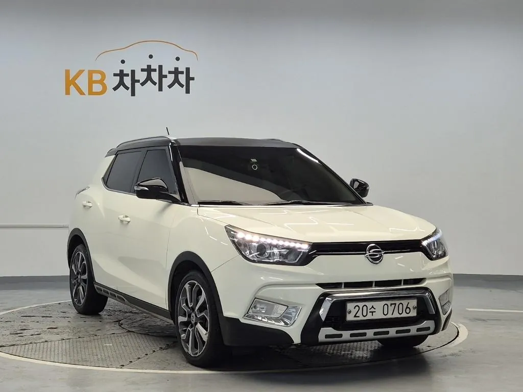 KG Mobility Tivoli 2016 photo 4