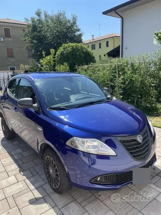Lancia Ypsilon 2014 photo 3