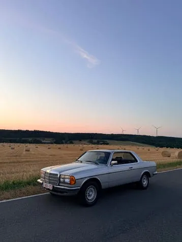 Mercedes-Benz W123