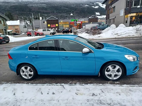 Volvo S60 2013 photo 3