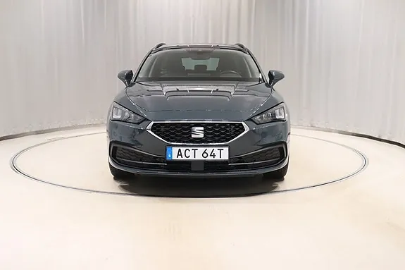 Seat Leon 2025 photo 2