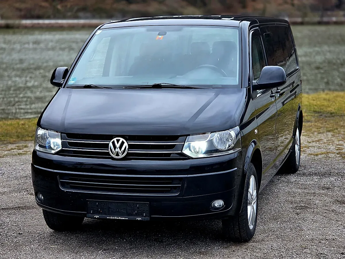 Volkswagen Multivan 2011 photo 3