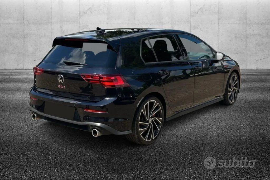 Volkswagen Golf 2021 photo 2