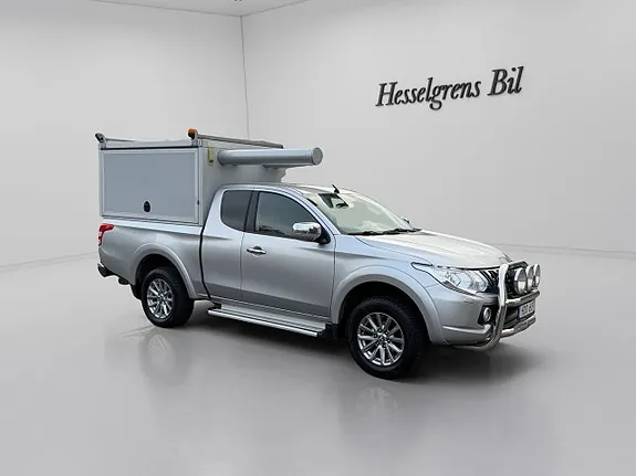 Mitsubishi L200 Club Cab 2016 photo 4