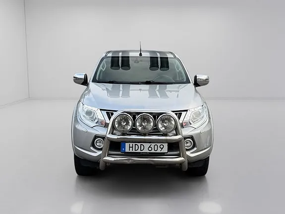 Mitsubishi L200 Club Cab 2016 photo 2