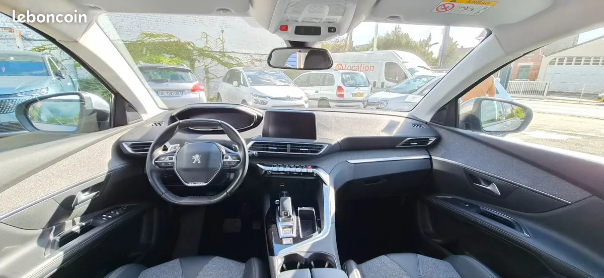 Peugeot 5008 2019 photo 5
