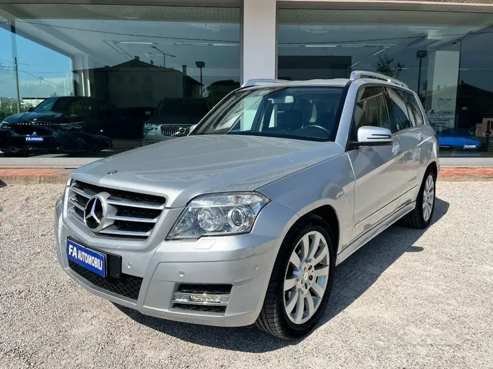 Mercedes-Benz Glk 2011 photo 2