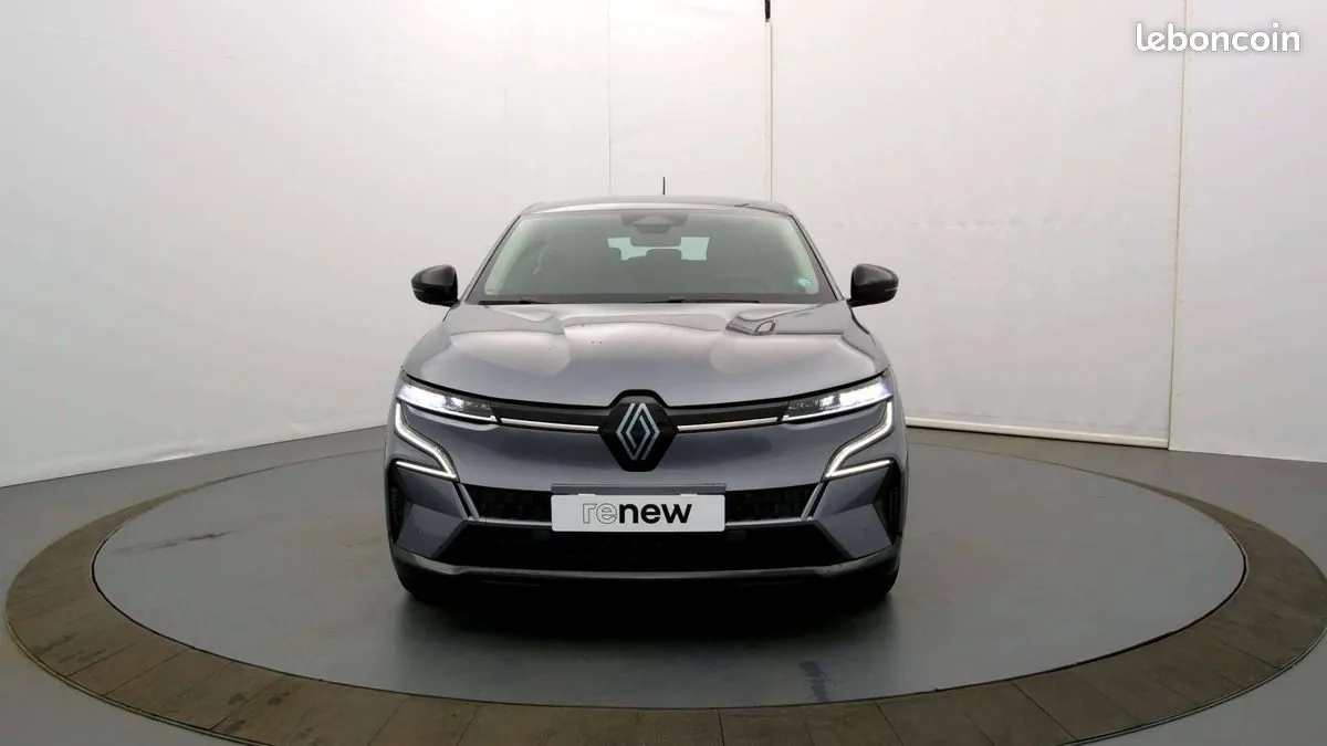 Renault Megane 2023 photo 5