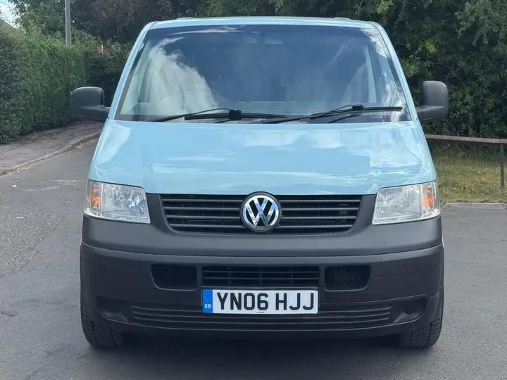 Volkswagen Transporter 2006 photo 2