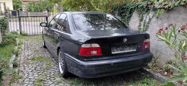 BMW 5 Series 2002 photo 3