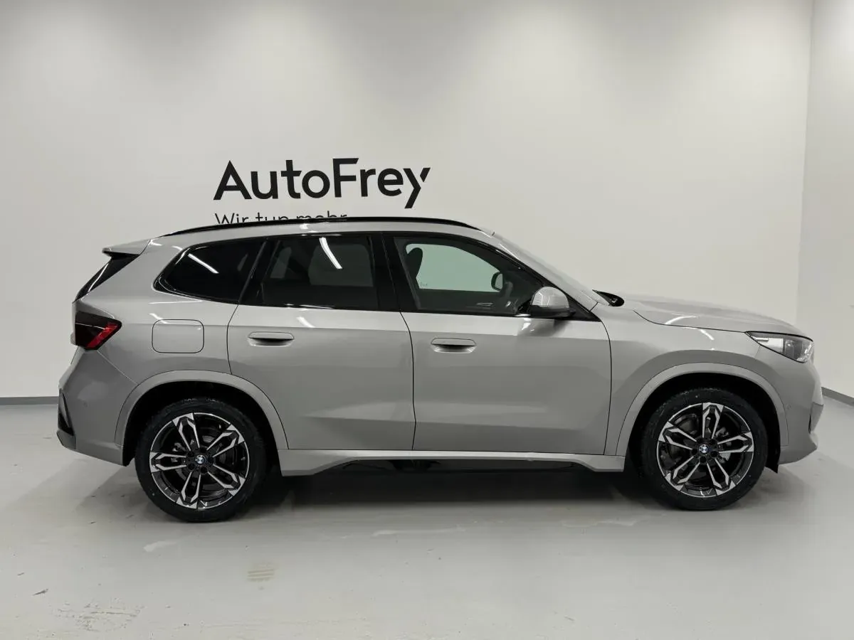 BMW X1 2025 photo 3
