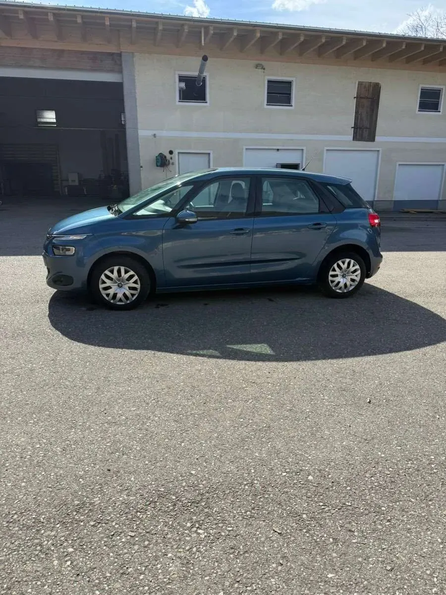 Citroen C4 Picasso 2016 photo 2