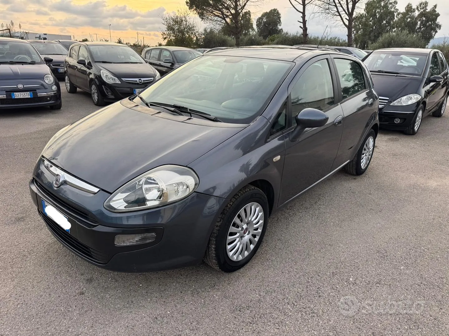 Fiat Punto 2011 photo 3