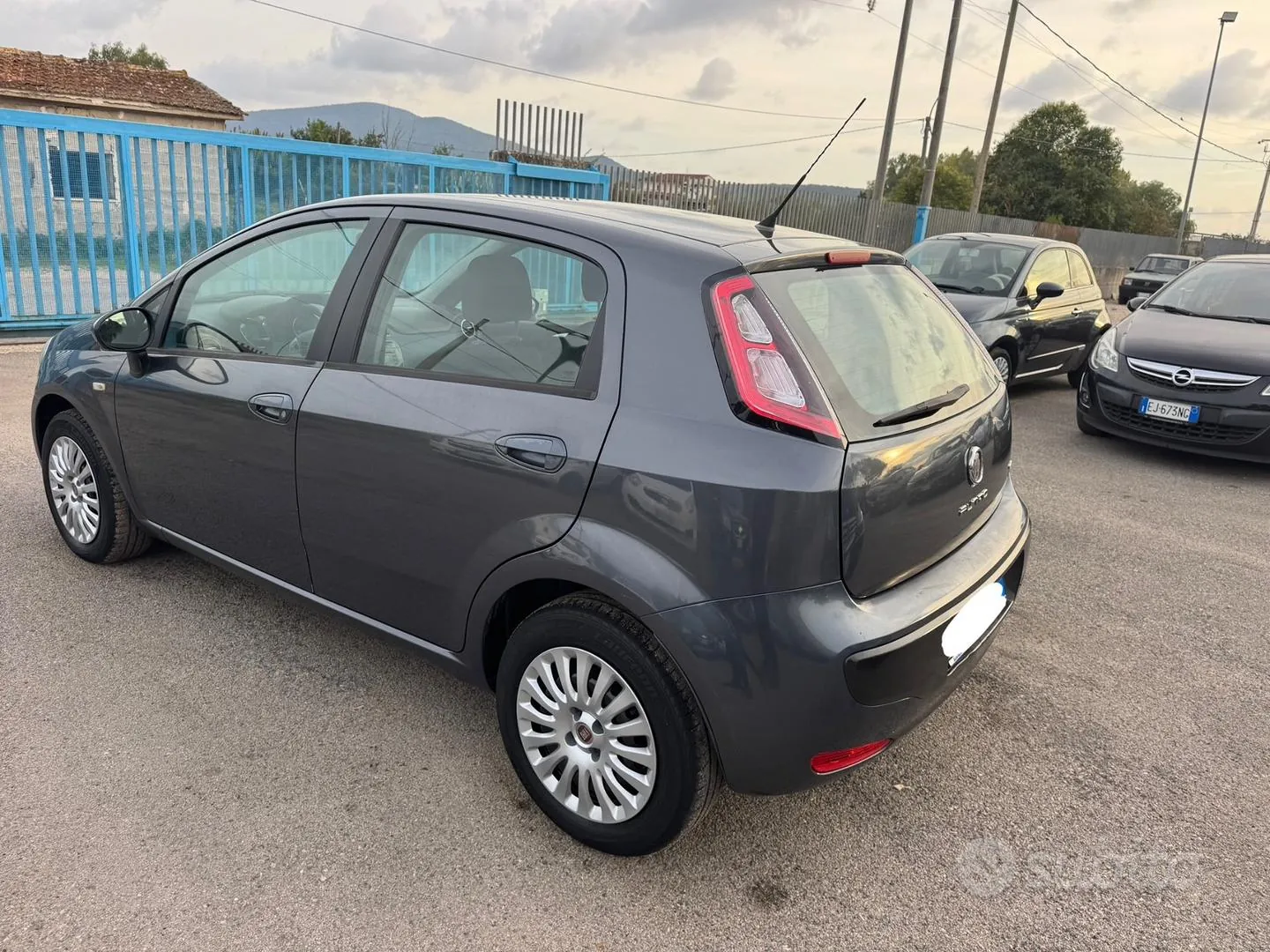Fiat Punto 2011 photo 5