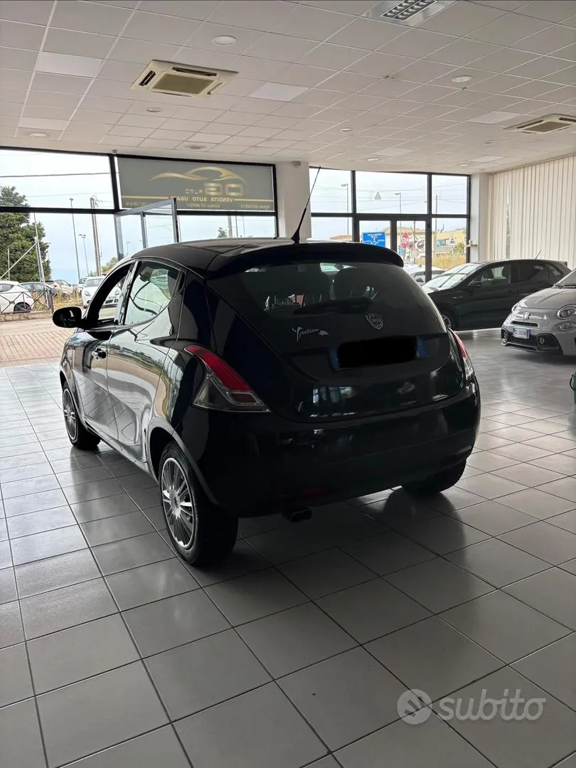 Lancia Ypsilon 2015 photo 5
