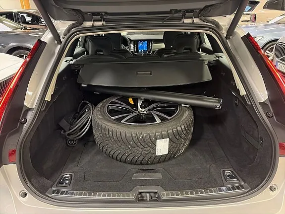 Volvo V90 2023 photo 3