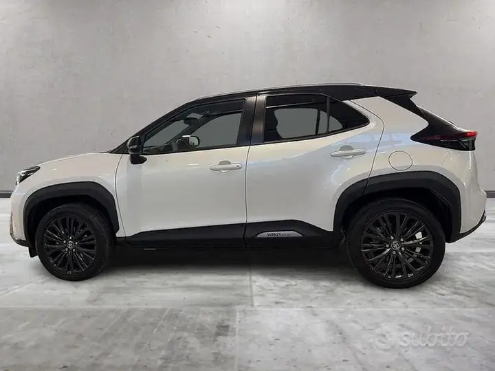Toyota Yaris Cross 2022 photo 2