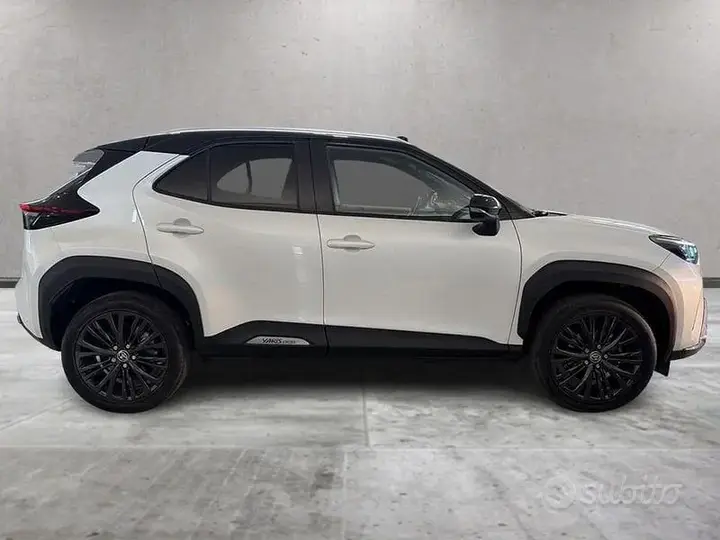 Toyota Yaris Cross 2022 photo 3