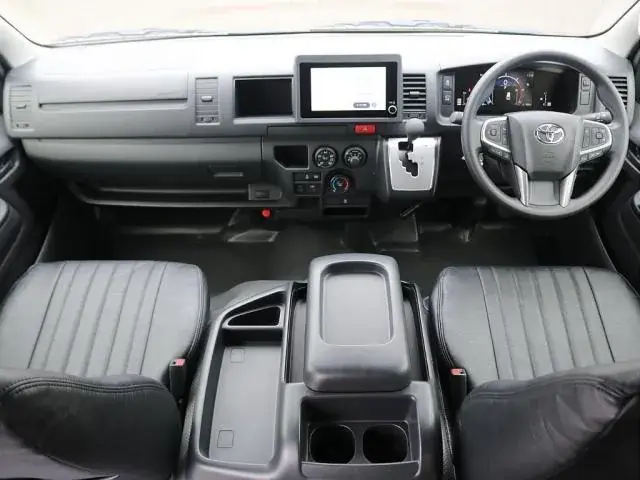 Toyota Hiace 2026 photo 2
