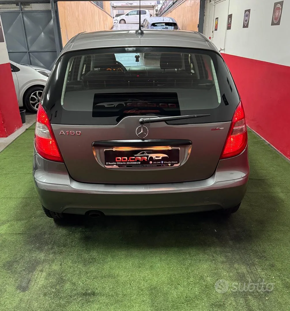 Mercedes-Benz A 160 2011 photo 5