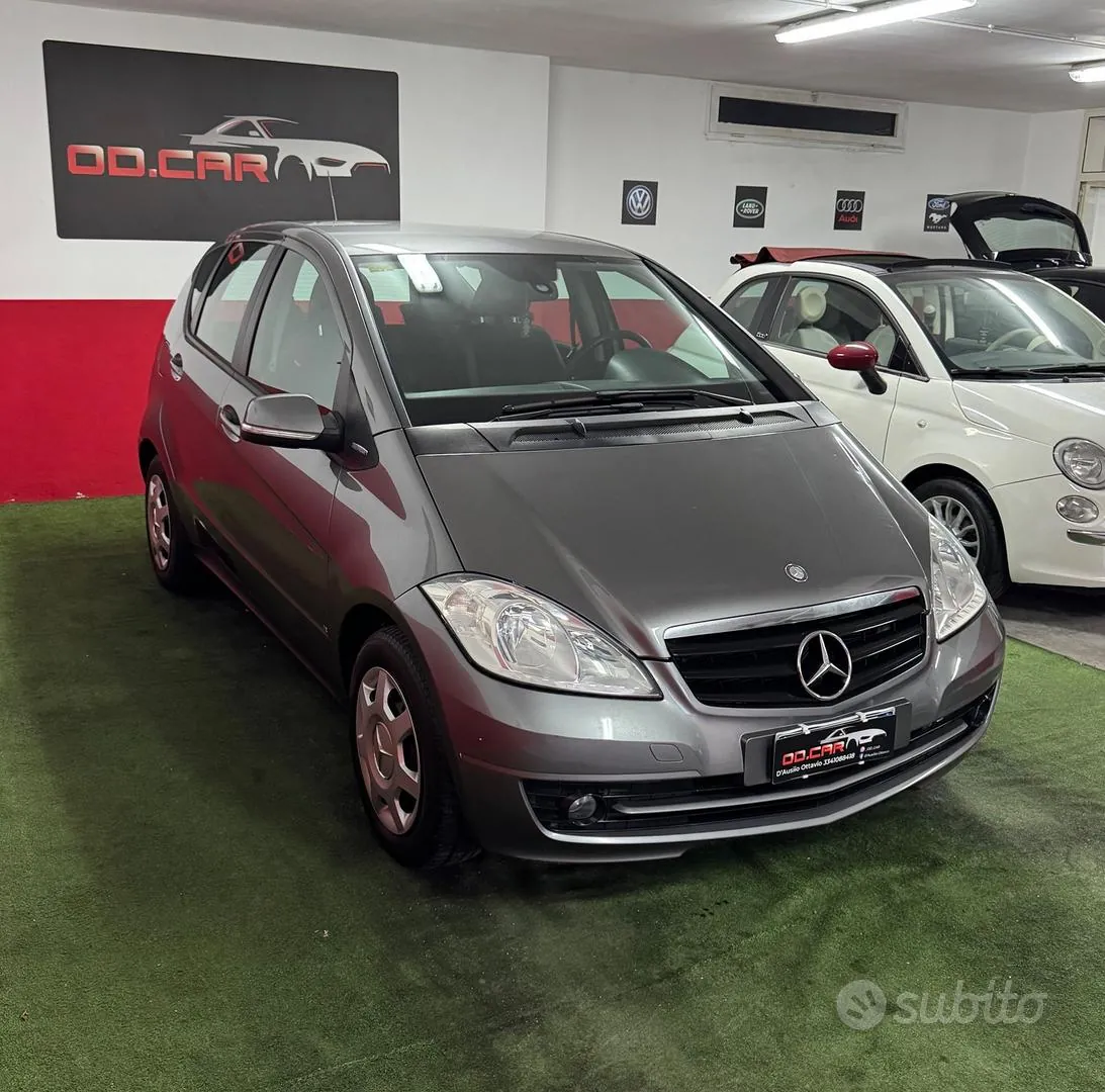 Mercedes-Benz A 160 2011 photo 3