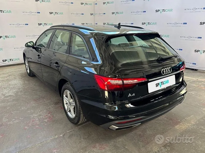 Audi A4 2021 photo 3