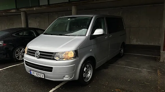 Volkswagen Caravelle 2010 photo 3