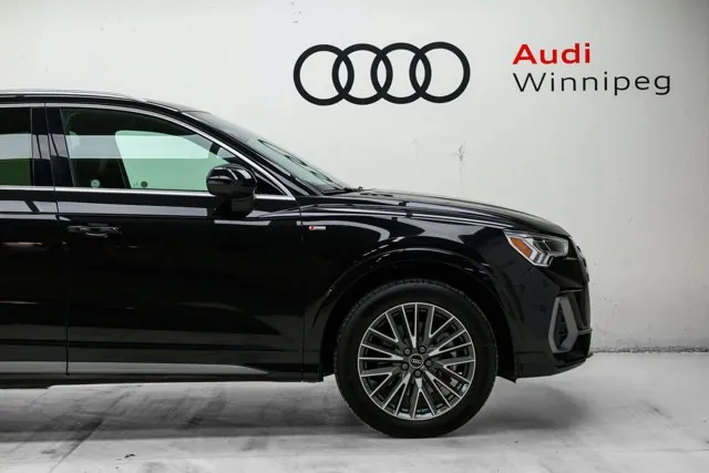 Audi Q3 2023 photo 5