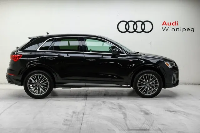 Audi Q3 2023 photo 4