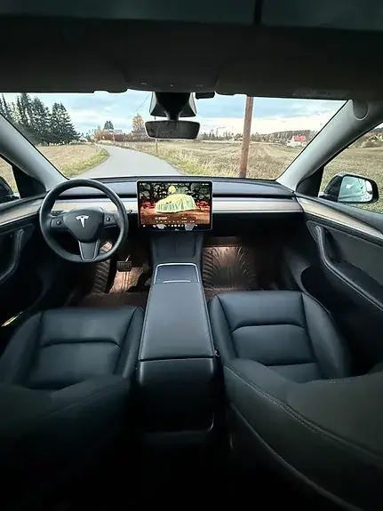 Tesla Model Y 2022 photo 4