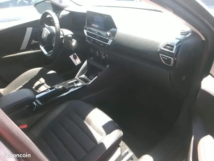 Citroen C4 X 2025 photo 3