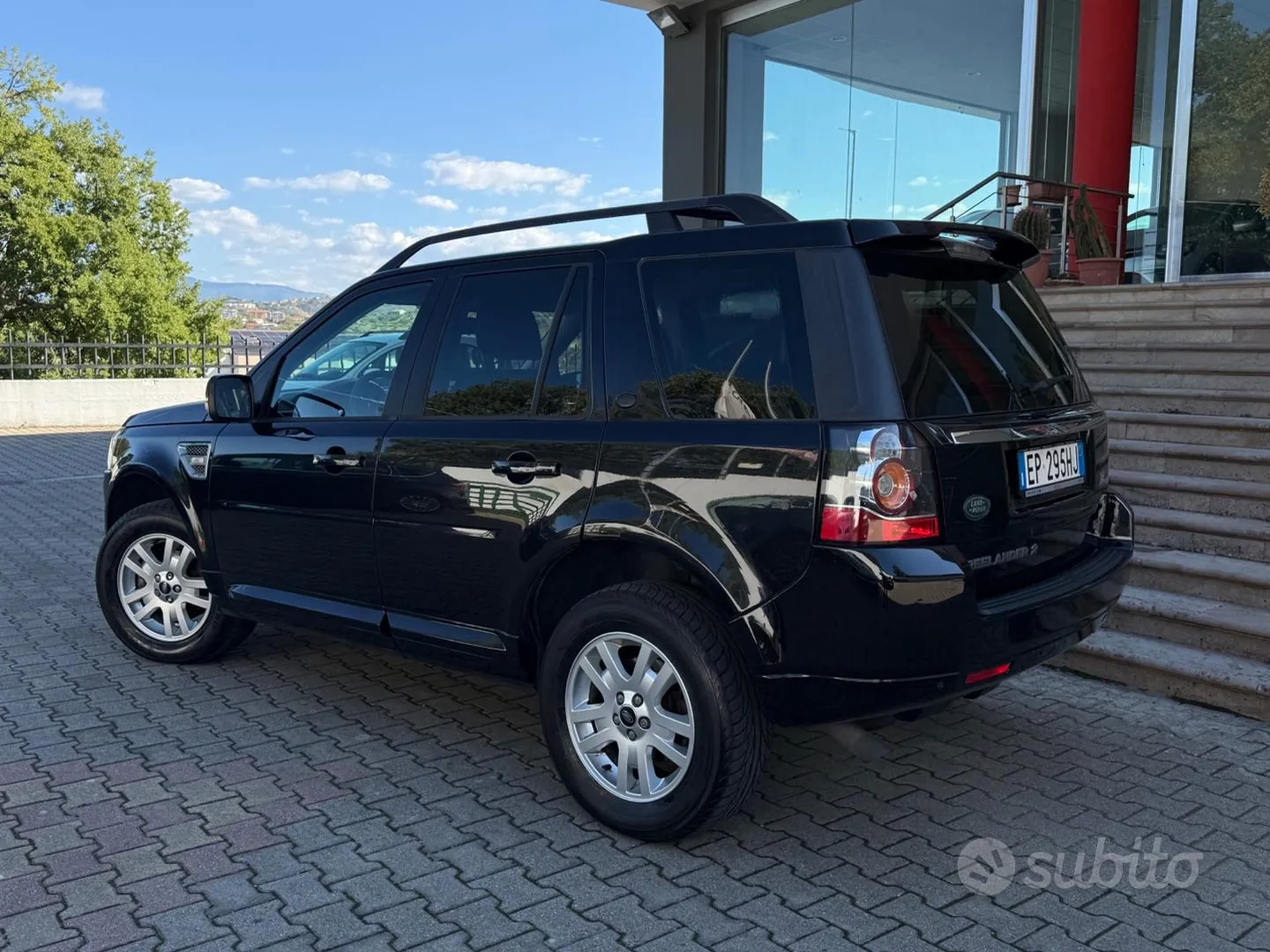 Land Rover Freelander 2013 photo 4